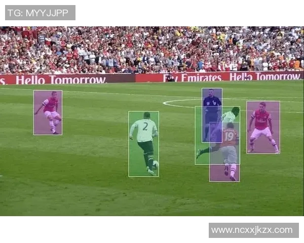 探索足球鞋的设计与功能特点揭示运动员的选择与表现之道